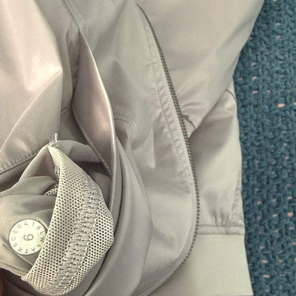 Lululemon Light Purple Jacket - Picture 5 of 9